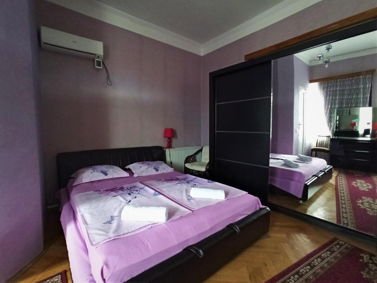 Guesthouse Lilia &Wine Celler Telavi Exterior foto